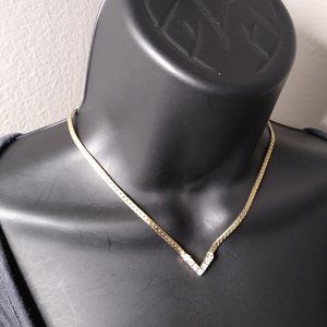 15.5 Inch Decorative V Shaped Necklace